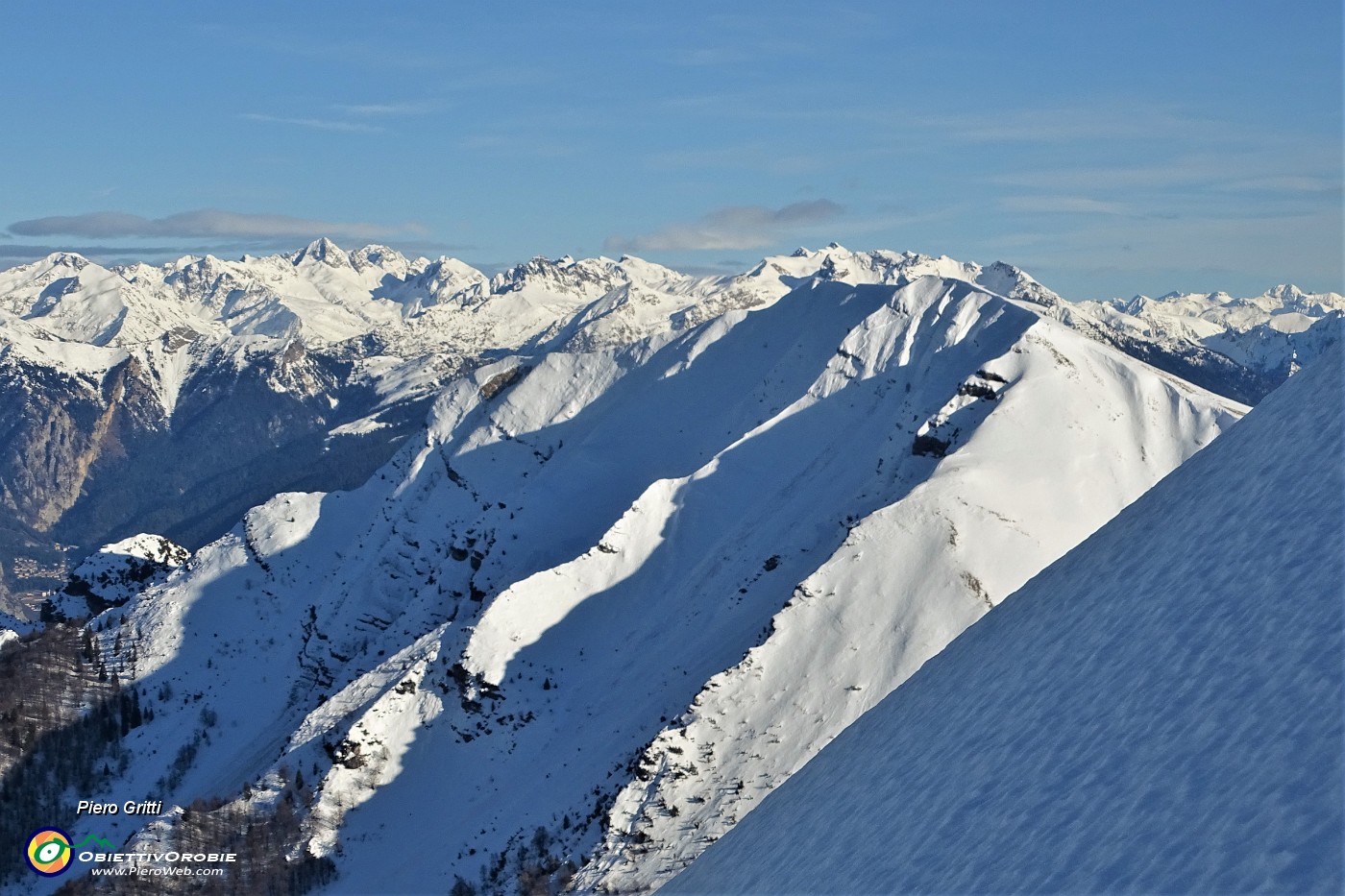 53 Vista verso Aralalta-Baciamorti....JPG